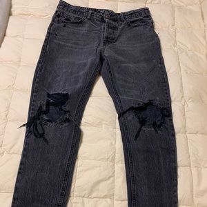 Forever 21 Men’s Distressed Jeans size 31